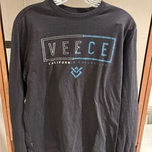 Veece long sleeve t-shirt size medium. An even blend of cotton and polyester.